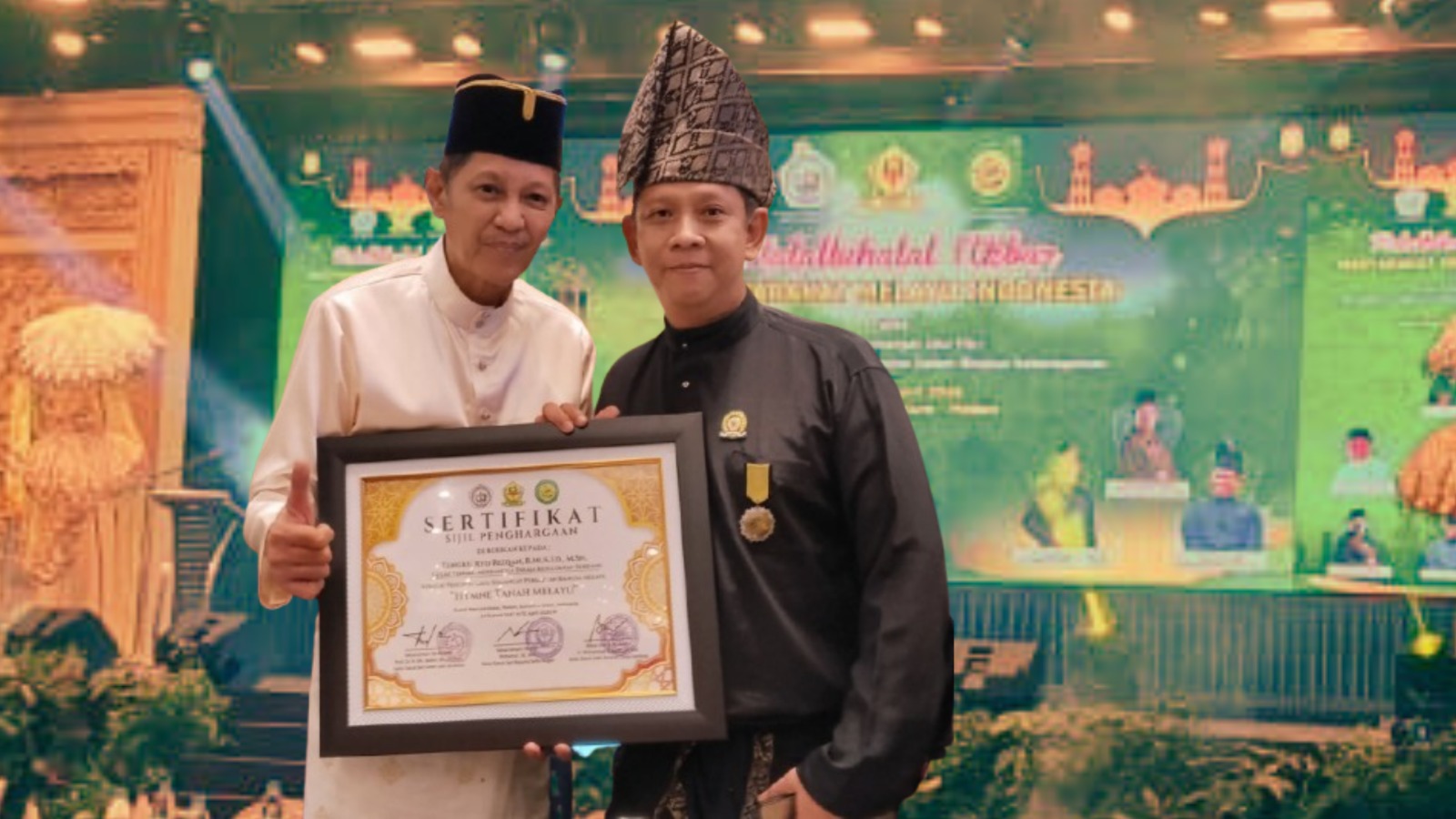 Hymne Tanah Melayu Semangat Persatuan Bangsa Melayu 