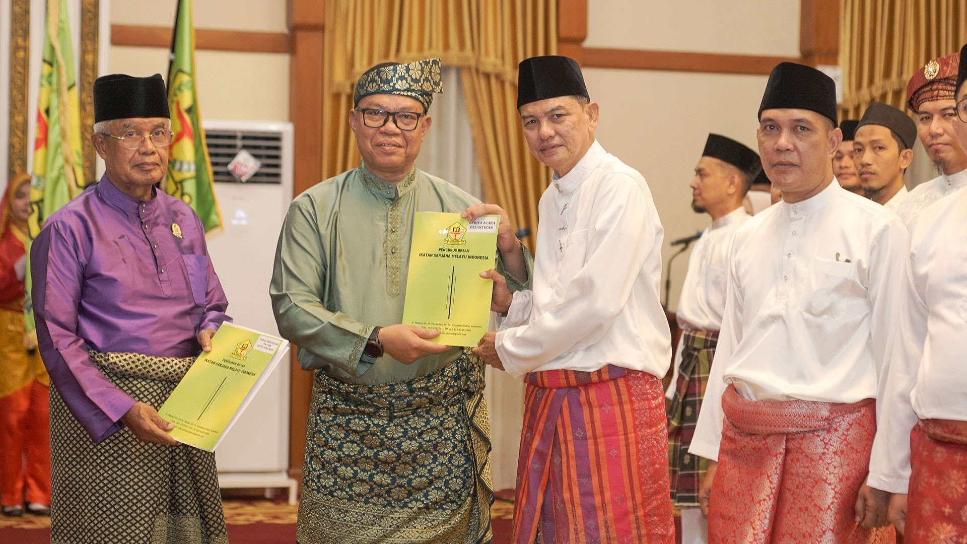 Basyaruddin Idris Resmi Nahkodai ISMI Kepri: Ketum PB ISMI dan Sekdaprov Kepri Dorong Cendekiawan Melayu Hadirkan Program Nyata dan Perkuat Sinergi Selat Malaka